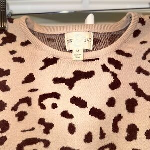 Jun & Ivy Leopard Print Sweater